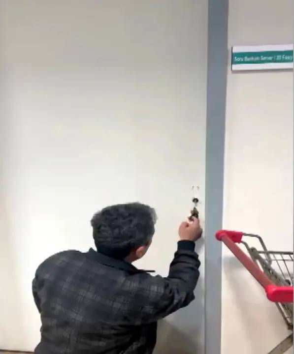 Akdeniz Üniversitesi'nde Gizli Kamera Skandalı! 3